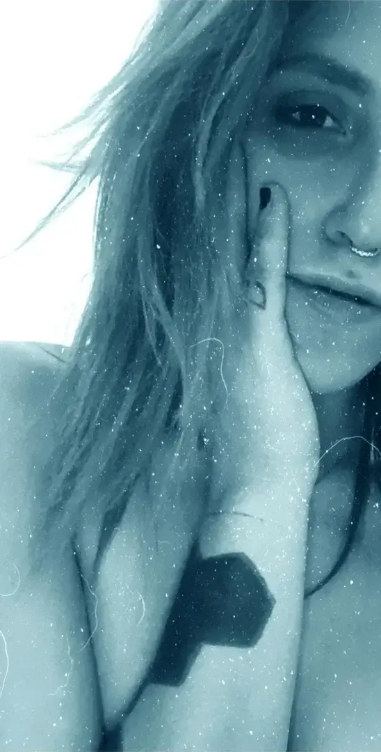 Leak & nude 1 — Denyse