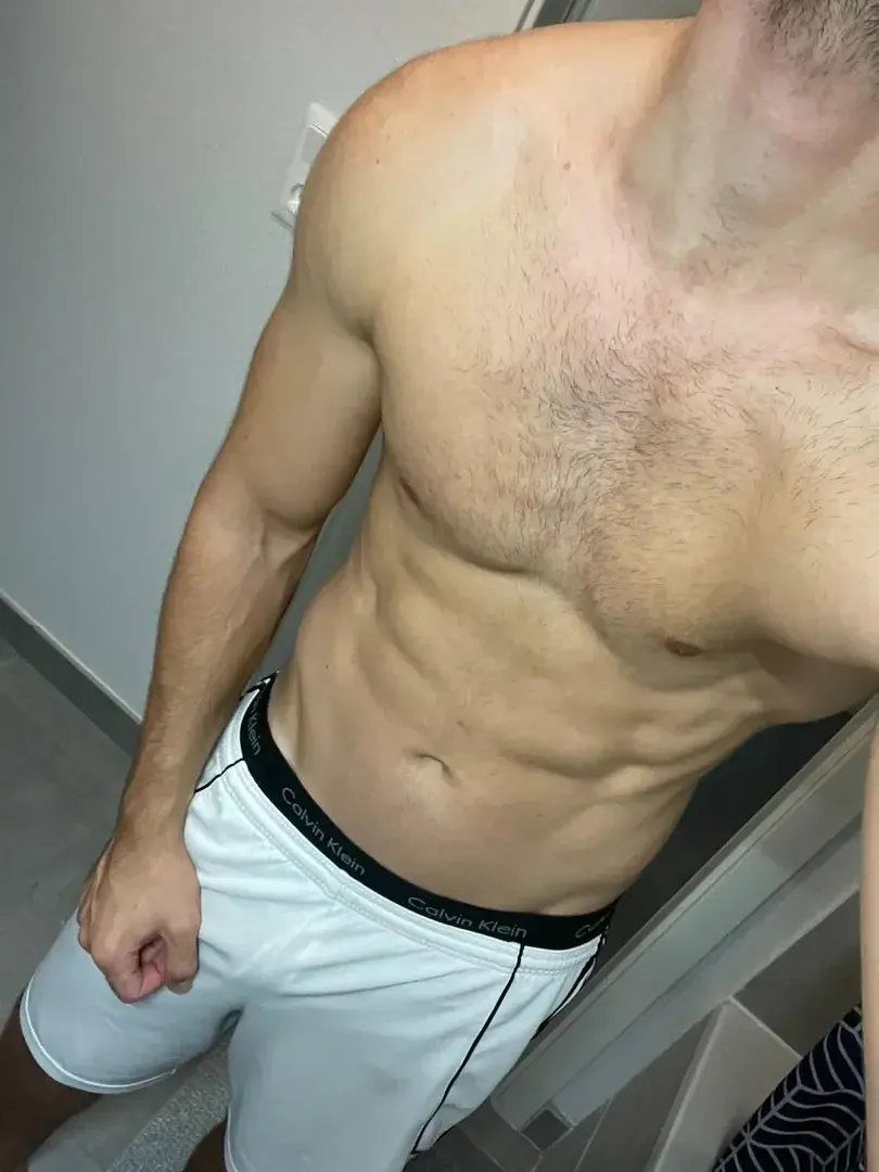 Leak & nude 1 — Baguette10