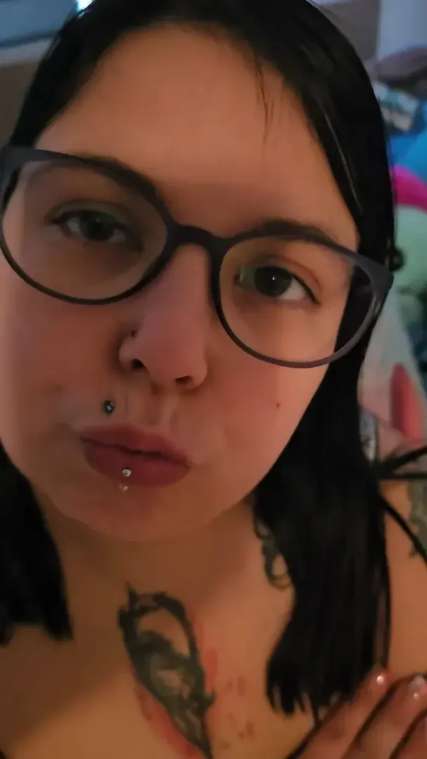 Leak & nude 8 — Alyson_hot