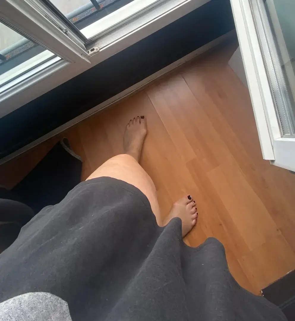 Leak & nude 3 — Prettyfeet75