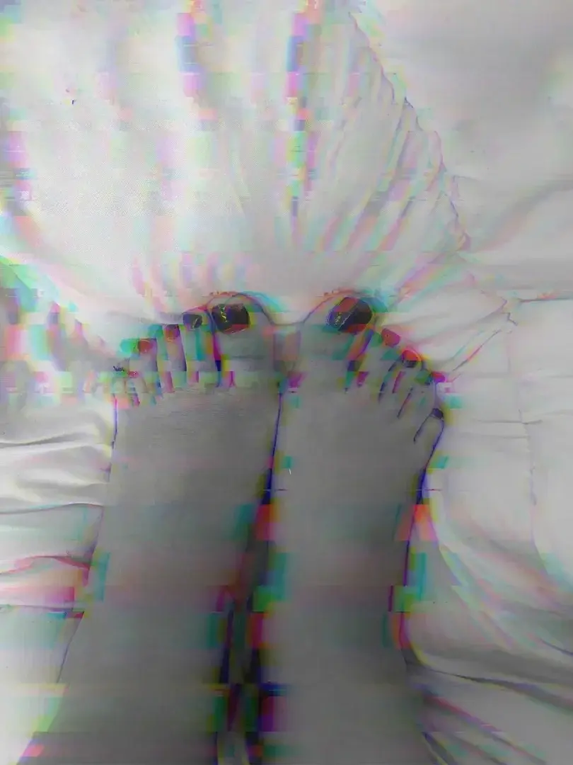 Leak & nude 3 — Ladyfoot3116