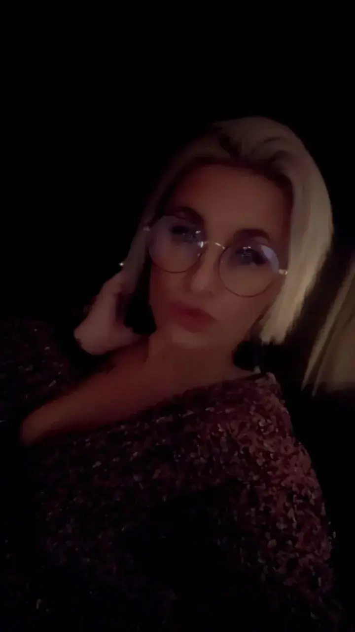 Leak & nude 8 — Blondasse22