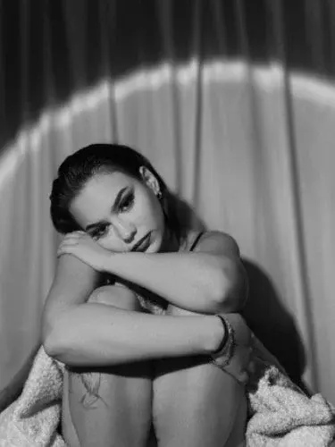 osna - Photo exclusive MYM 13 | French Modèles